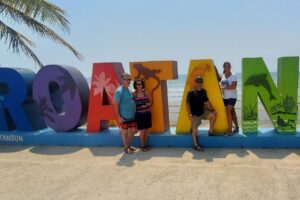 Professional Roatan tour guide